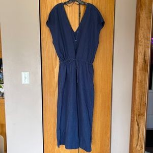NWT Cloth & Stone linen jumpsuit. Size L